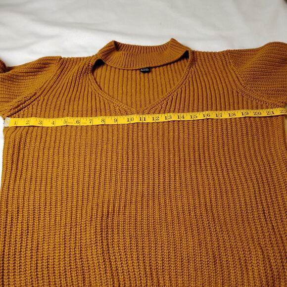 Forever 21 Mustard Knit Keyhole Sweater, L - Picture 7 of 11